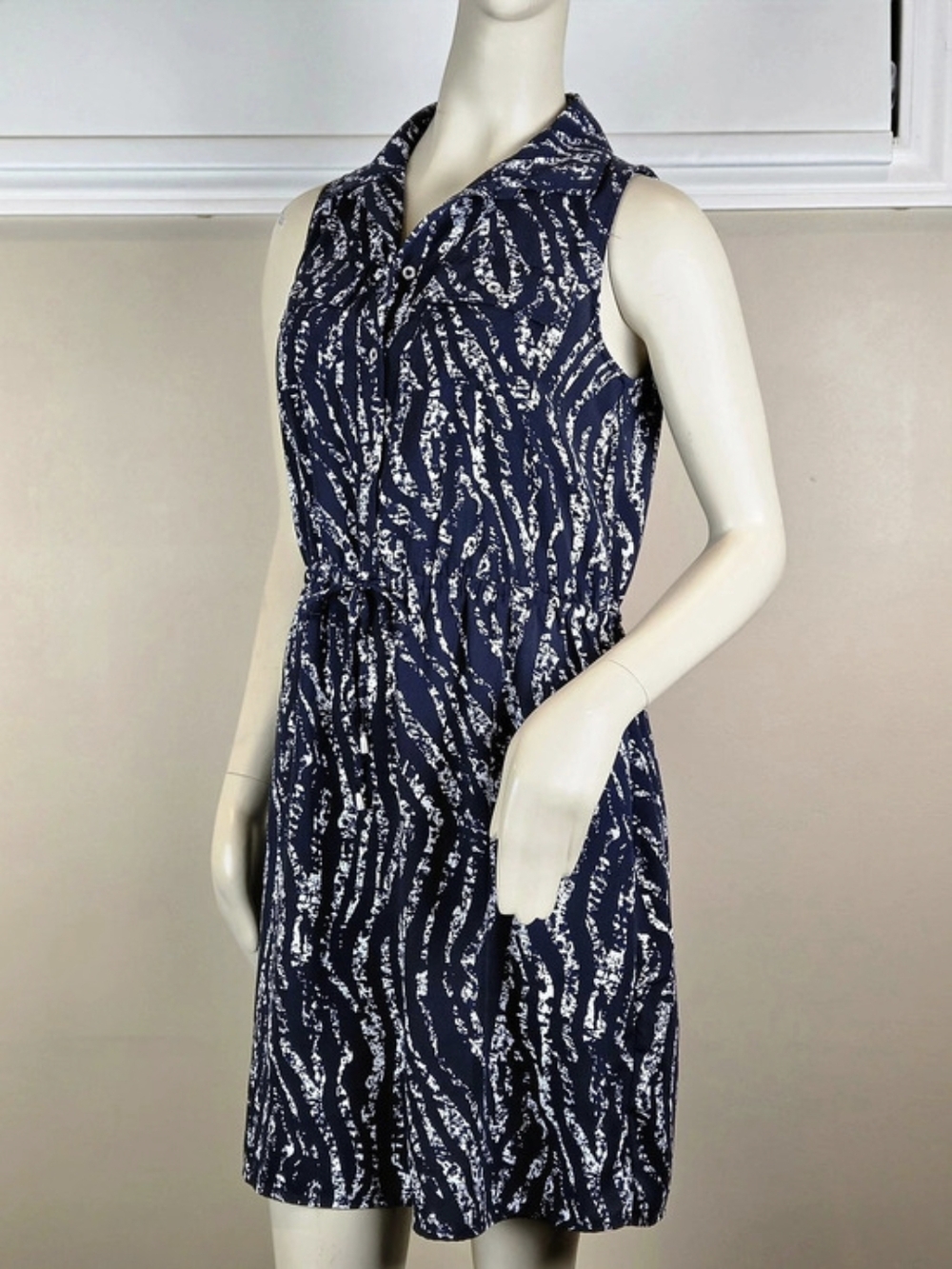 Size M Mario Sereani Italy Sleeveless Zebra Print Shirt dress Navy Blue